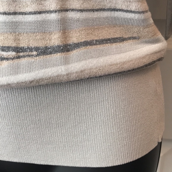 White House Black Market Short Sleeved Sweater - Picture 5 of 9